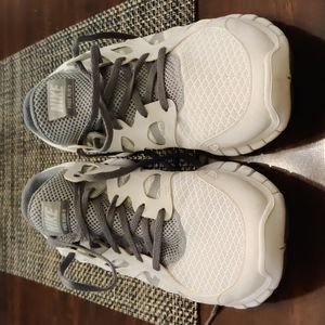 Nike Mens Free Run 2 White Gray Size 10